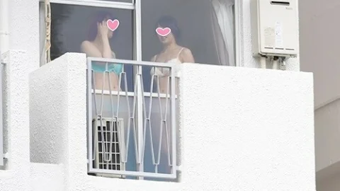 FC2-PPV-1878480 [Reading notice] Infiltrate the SEX housing complex where married women and SEX addicts ♀ enter! An H-cup woman who is crazy about sexual desire is awkward at the orgy party that is opened every day! All you can commit! All-you-can-eat v