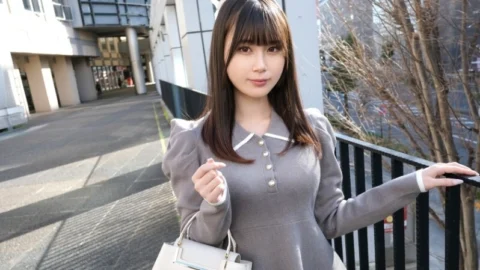 SIRO-5490 “A super beautiful underground idol has sex for the first time in a long time! Her delicate body twitches and bounces, and she moans in a way that is unbecoming of an idol! Her love juices are dripping, and she shows off her pussy, which sh