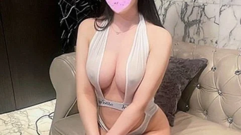 FC2-PPV-4733174 [Uncensored] H-cup idol from a popular variety show falls from grace! After an affair with a comedian, she is frozen out and her work drops drastically. This sad idol has fallen to the underworld and has a very real creampie sex scene!